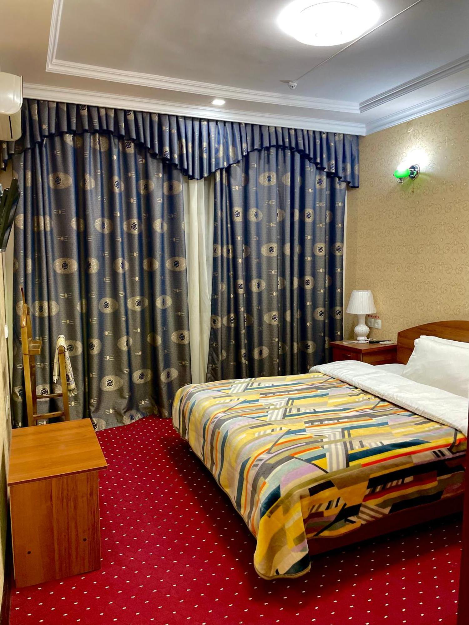 Asson Hotel Tirmiz Dış mekan fotoğraf
