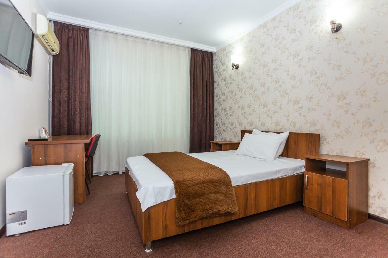 Asson Hotel Tirmiz Dış mekan fotoğraf
